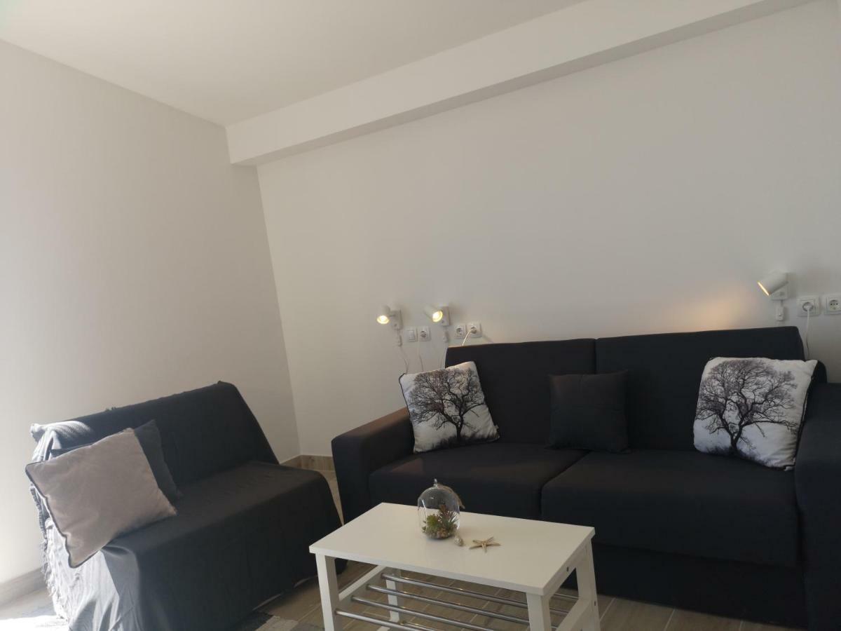 Apartman Studio Kod Ujevica Baška Voda Exteriör bild