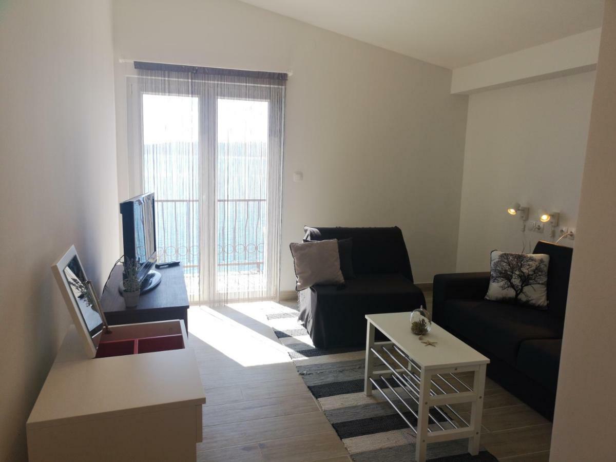 Apartman Studio Kod Ujevica Baška Voda Exteriör bild