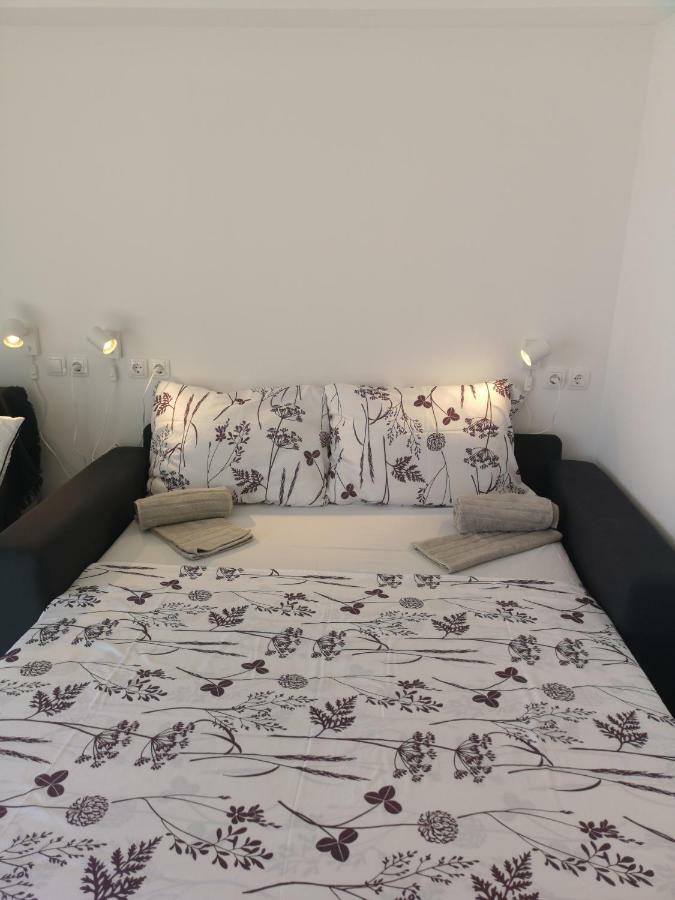 Apartman Studio Kod Ujevica Baška Voda Exteriör bild